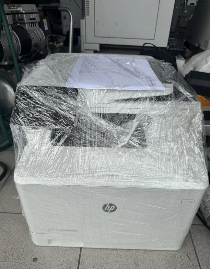 МФУ HP LaserJet 400 M477fdn лазерный (цветной А4)